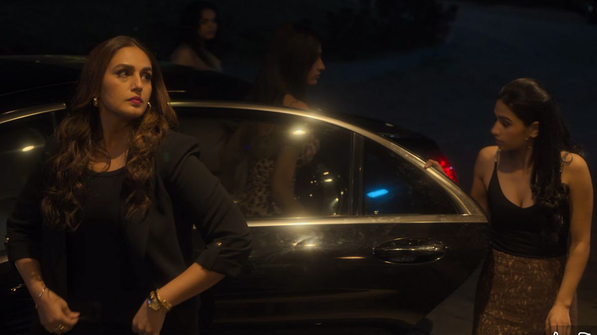 Huma Qureshi as Badi Didi