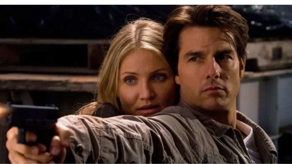 Tom Cruise receives his first honorary Oscar