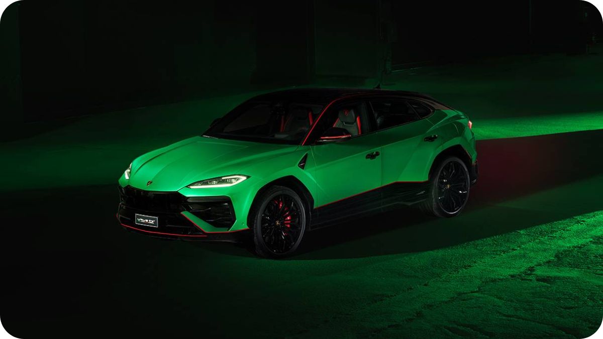 Lamborghini Urus SE Tettonero Has 800 CV, Looks Like Art, and only 630 People Will Ever Own One.